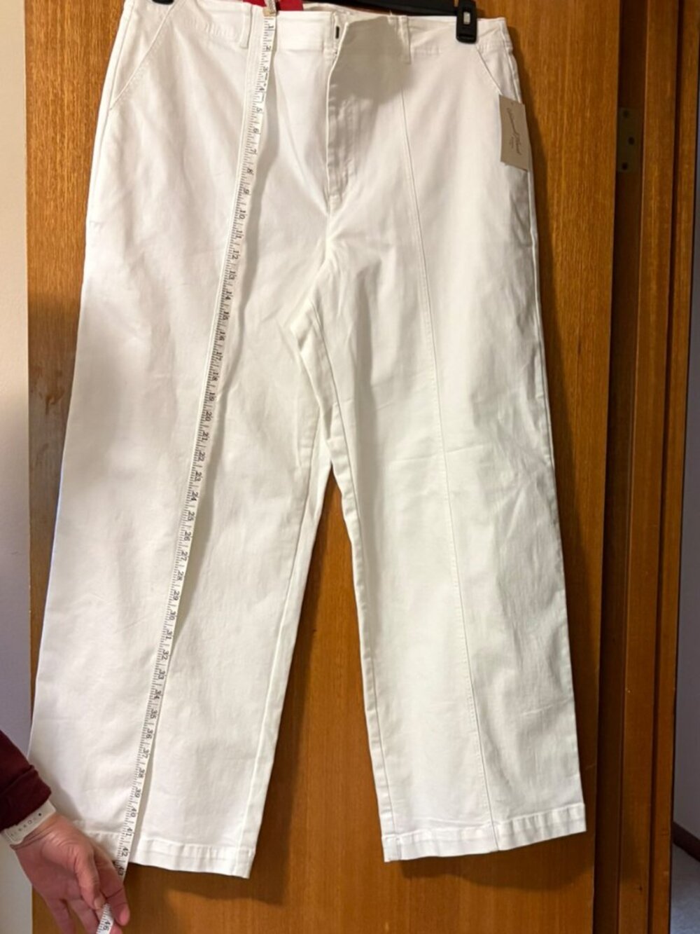 Wide flare leg jeans. Universal Thread Target High-rise Size 17 White NWT